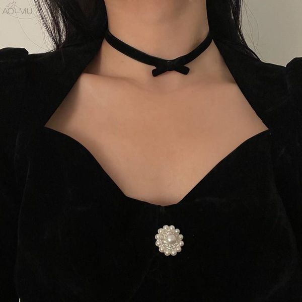 aomu chic mininalist geometric rectangle black rhinestone gold color metal necklace for women vintage jewelry gifts, Golden;silver
aomu chic mininalist geometric rectangle black rhinestone gold color metal necklace for women vintage jewelry gifts, Golden;silver