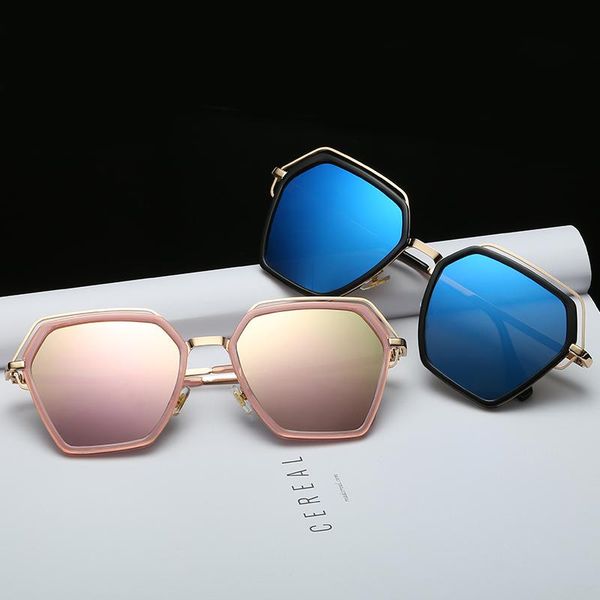 sunglasses 2021 polygonal hollow fashionable women's rs design metal frames trend ladies outdoor personality, White;black
sunglasses 2021 polygonal hollow fashionable women's rs design metal frames trend ladies outdoor personality, White;black