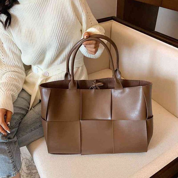 handbags venetas designer bottegas textured large female shoulder large capacity woven tote bag portable women's bag shoulder crossbody
handbags venetas designer bottegas textured large female shoulder large capacity woven tote bag portable women's bag shoulder crossbody