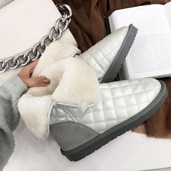 chaussure femme 2020 new winter snow boots women's shoes keep warm wool waterproof simple and versatile ankle boots mujer, Black
chaussure femme 2020 new winter snow boots women's shoes keep warm wool waterproof simple and versatile ankle boots mujer, Black