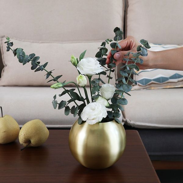 vase home decor unbreakable metal flower vase living room decoration golden polished flowerpot minimalist crafts
vase home decor unbreakable metal flower vase living room decoration golden polished flowerpot minimalist crafts