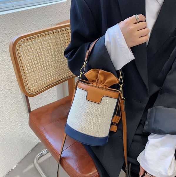 cross body bucket bags female handbag cylindrical one-shoulder trendy canvas hit color messenger bag
cross body bucket bags female handbag cylindrical one-shoulder trendy canvas hit color messenger bag
