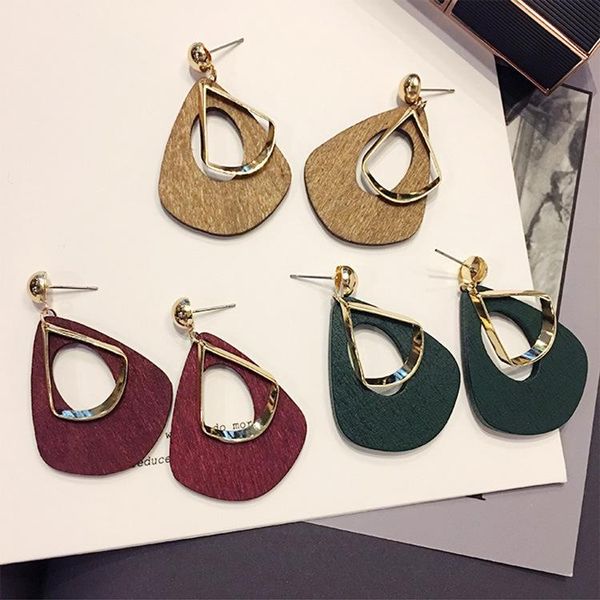 korean fashion exaggerated big wooden earrings wholesale ladies all-match long minimalist temperament eardrop earrings for women, Golden;silver
korean fashion exaggerated big wooden earrings wholesale ladies all-match long minimalist temperament eardrop earrings for women, Golden;silver