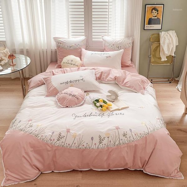 elegant embroidery bedding set 600tc egyptian cotton duvet cover flat sheet pillowcases 4pcs1
elegant embroidery bedding set 600tc egyptian cotton duvet cover flat sheet pillowcases 4pcs1