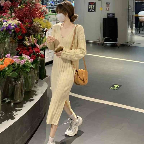 casual dresses korea dongdamen autumn winter chic lazy wind loose large knitted dress v-neck pit stripe wool x9pc, Black;gray
casual dresses korea dongdamen autumn winter chic lazy wind loose large knitted dress v-neck pit stripe wool x9pc, Black;gray