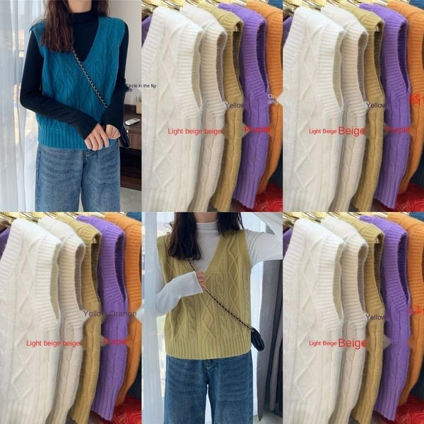3zwfl spring 2020 new korean vest chic loose twist female female women's style fashionable outer v-neck short knitted vest for women, White;black
3zwfl spring 2020 new korean vest chic loose twist female female women's style fashionable outer v-neck short knitted vest for women, White;black
