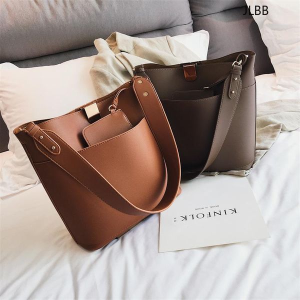 casual large buckets bag for women designer wide strap shoulder bags luxury pu leather crossbody bag lady big totes female purse
casual large buckets bag for women designer wide strap shoulder bags luxury pu leather crossbody bag lady big totes female purse