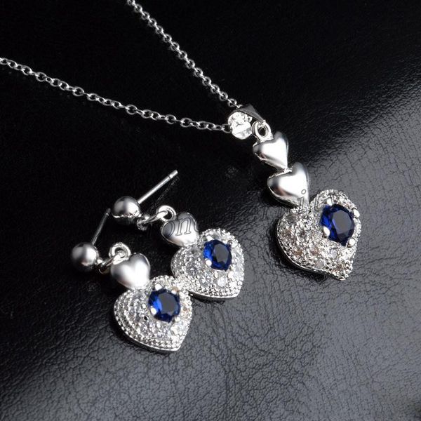 women heart zircon jewelry sets 925 sterling silver plated fashion blue crystal diamond stud earrings necklace with link chain wedding gifts
women heart zircon jewelry sets 925 sterling silver plated fashion blue crystal diamond stud earrings necklace with link chain wedding gifts
