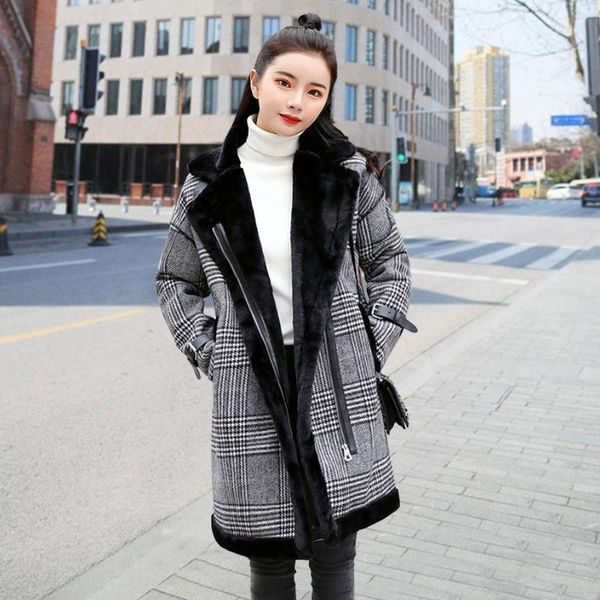 brand elegant plaid wool blend coat spring winter coat overcoat women patchwork covered warm woolen gd1431, Black
brand elegant plaid wool blend coat spring winter coat overcoat women patchwork covered warm woolen gd1431, Black