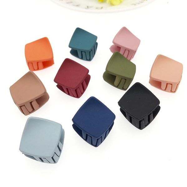 2020 клипы женщины матовый волос когти solid color геометрические шпильки для девочек сладкие акриловые волос краб головные уборы аксессуары
2020 клипы женщины матовый волос когти solid color геометрические шпильки для девочек сладкие акриловые волос краб головные уборы аксессуары