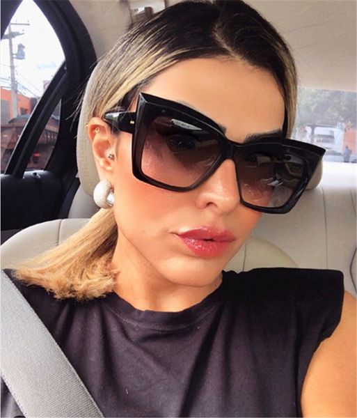 fashion designer women sunglasses simple high-end plank frame glasses fashion wild style uv400 protection come with case
fashion designer women sunglasses simple high-end plank frame glasses fashion wild style uv400 protection come with case