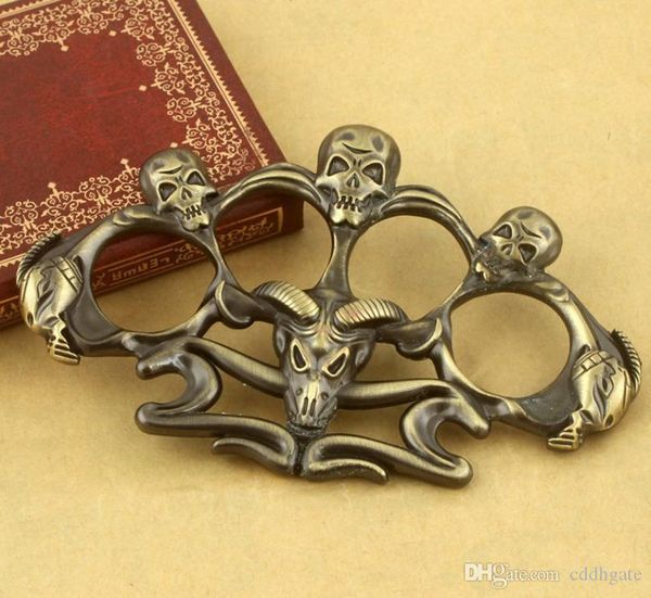 outdoor women men skull dragon boxing finger protective gear ring tiger brass knuckle duster quality is very good hand tool14
outdoor women men skull dragon boxing finger protective gear ring tiger brass knuckle duster quality is very good hand tool14