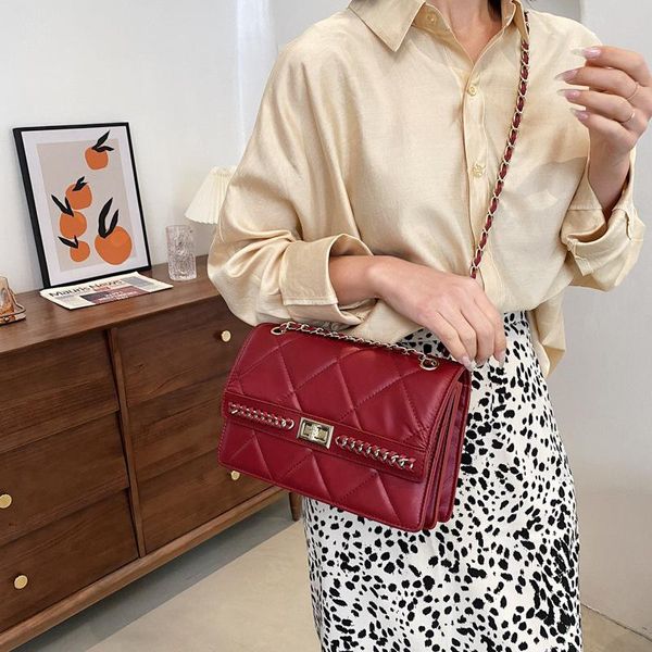 shoulder bags fashion bag women's flap in autumn and winter one diamond square shape chain small
shoulder bags fashion bag women's flap in autumn and winter one diamond square shape chain small