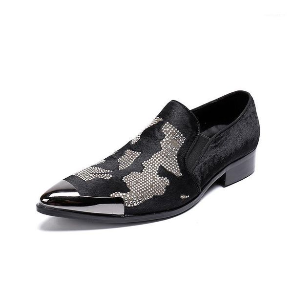men's dress shoes black italian fashion business oxford shoes men's low heel pointed foot leather metal1
men's dress shoes black italian fashion business oxford shoes men's low heel pointed foot leather metal1