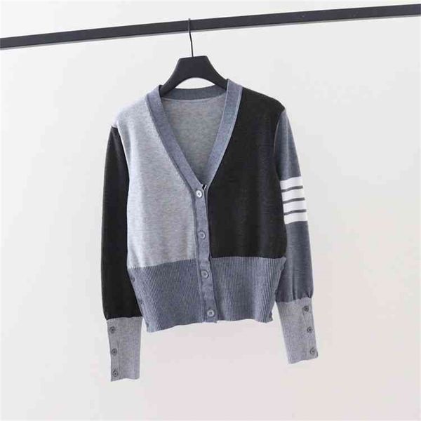 autumn and winter new tb cardigan sleeve four bar v-neck sweater stripe contrast sweater color matching small coat women, White
autumn and winter new tb cardigan sleeve four bar v-neck sweater stripe contrast sweater color matching small coat women, White