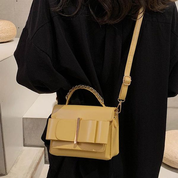 high-end foreign-style small bag 2020 new winter korean fashion portable bag with all the textures of a single shoulder cross
high-end foreign-style small bag 2020 new winter korean fashion portable bag with all the textures of a single shoulder cross
