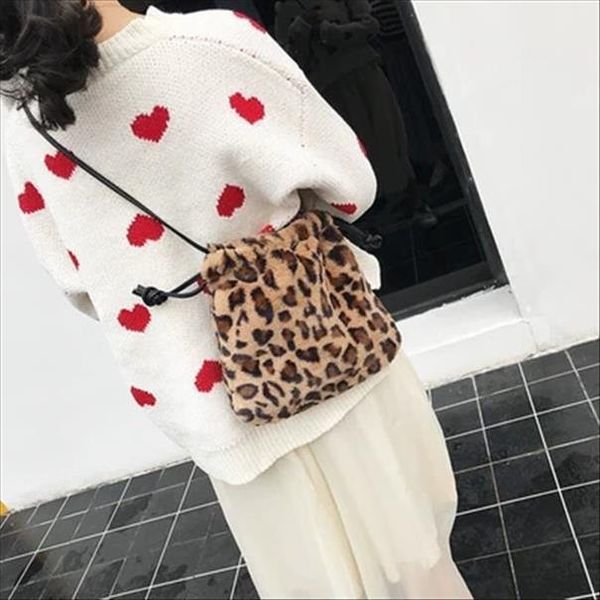 girls bag fur bucket cute shoulder designer 2020 bag faux drawstring little winter fashion leopard mini bags for women handbag tnkxg, Red;black
girls bag fur bucket cute shoulder designer 2020 bag faux drawstring little winter fashion leopard mini bags for women handbag tnkxg, Red;black
