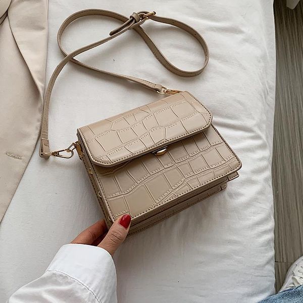 камень патент white crossbody сумки для женщин 2020 новых малых сумка маленькая сумка pu кожа рук сумку дамы дизайнер сумки на ремне
камень патент white crossbody сумки для женщин 2020 новых малых сумка маленькая сумка pu кожа рук сумку дамы дизайнер сумки на ремне