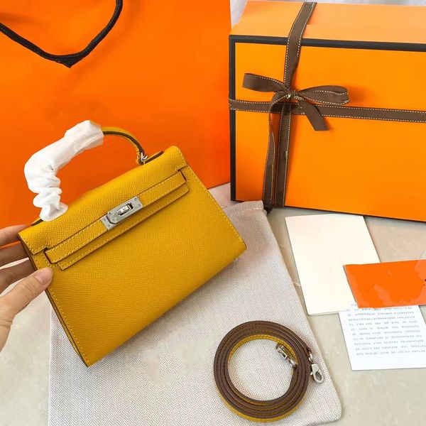 5a+ handbag fashion handbags leather luxury clutch small square bag versatile trend one shoulder messenger bag with box
5a+ handbag fashion handbags leather luxury clutch small square bag versatile trend one shoulder messenger bag with box