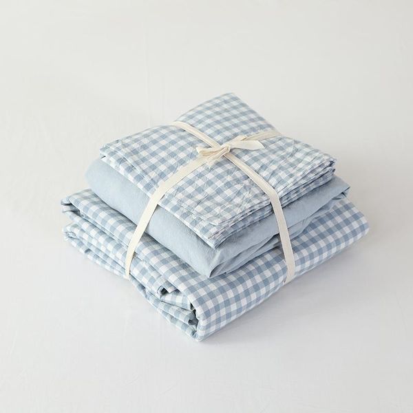 100% washed cotton 4pcs vintage style blue plaid bedding set elegant bedroom duvet covers and fitted sheet
100% washed cotton 4pcs vintage style blue plaid bedding set elegant bedroom duvet covers and fitted sheet