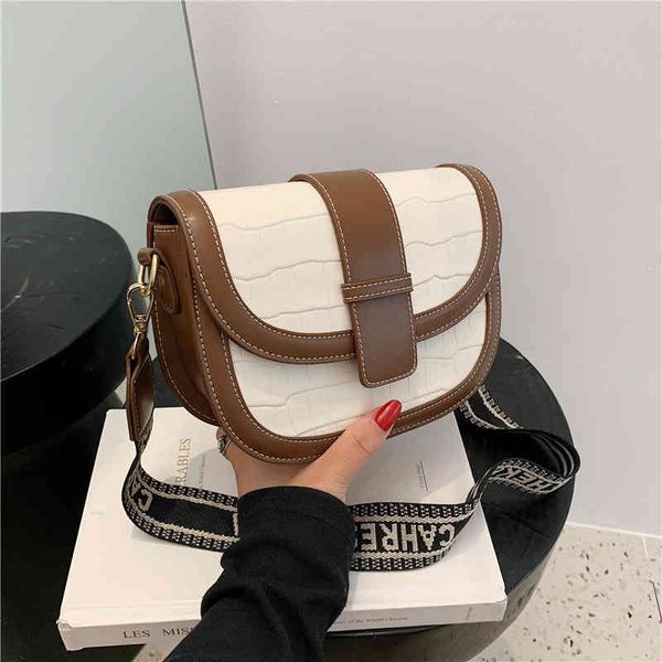 2022 factory wholesale new this year's popular small women's is versatile in summer fashion messenger single shoulder armpit saddl
2022 factory wholesale new this year's popular small women's is versatile in summer fashion messenger single shoulder armpit saddl