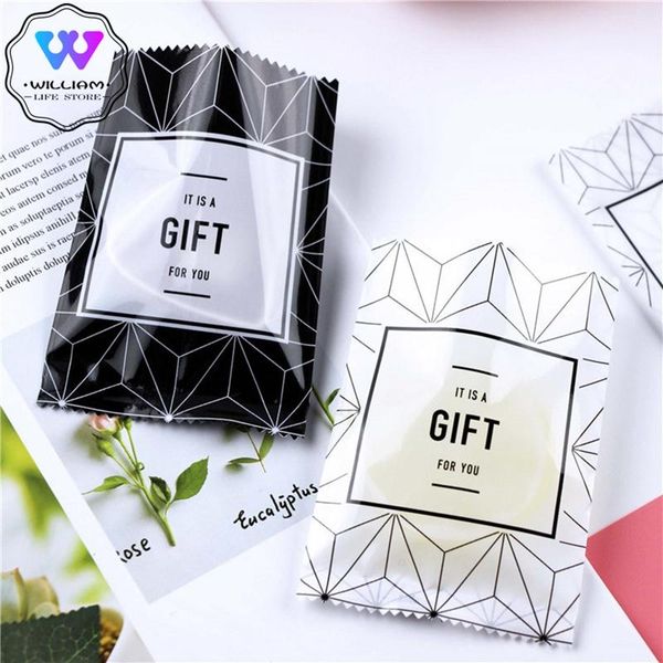 gift wrap 100pcs/bag open "gift" black and white lines plastic pouch heat seal packaging bags for cookies candies chocolate
gift wrap 100pcs/bag open "gift" black and white lines plastic pouch heat seal packaging bags for cookies candies chocolate