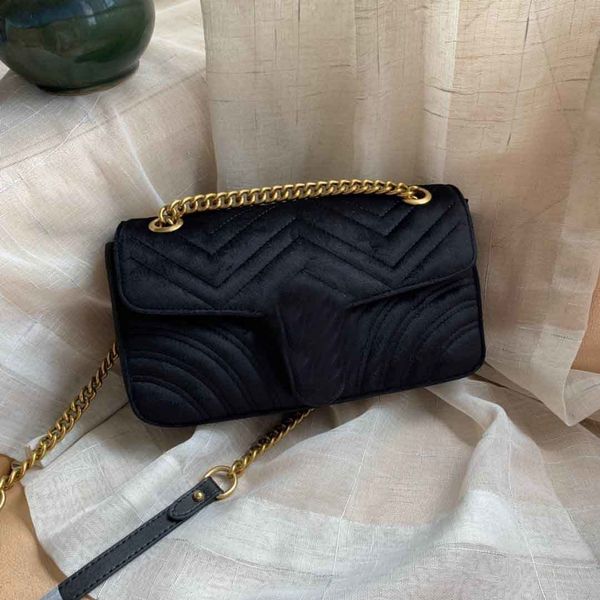 fashion bags velvet bags chain shoulder strap women handbags fashion totes purses handbg women fashion purse, Black;red
fashion bags velvet bags chain shoulder strap women handbags fashion totes purses handbg women fashion purse, Black;red