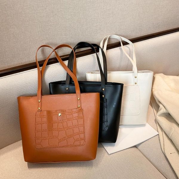 cross body pu leather crossbody bags simple solid color summer lady alligator handbags female simple totes for women 2021 trend
cross body pu leather crossbody bags simple solid color summer lady alligator handbags female simple totes for women 2021 trend