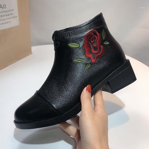 genuine leather women snow boots winter thick wool lined genuine leather women ankle boots old winter warm shoes1, Black
genuine leather women snow boots winter thick wool lined genuine leather women ankle boots old winter warm shoes1, Black