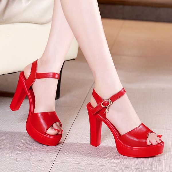 new summer 2020 women's red word with buckle high-heeled wedding shoes trend catwalk waterproof platform 10cm high heels, Black 
new summer 2020 women's red word with buckle high-heeled wedding shoes trend catwalk waterproof platform 10cm high heels, Black