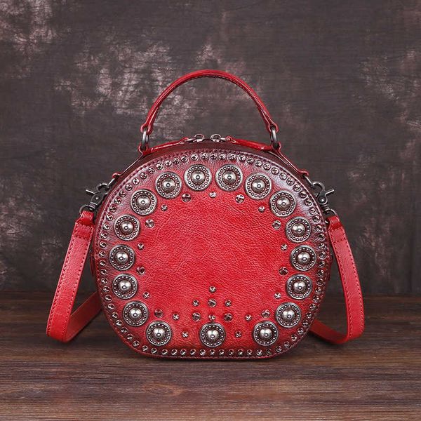 bags showecomfort01 2022new fashion hand riveted round hand-held bag head leather one shoulder straddle leather women's bag
bags showecomfort01 2022new fashion hand riveted round hand-held bag head leather one shoulder straddle leather women's bag