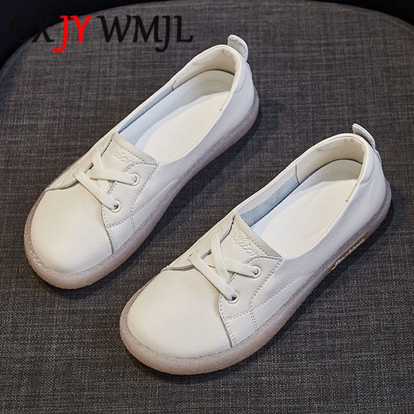 large size genuine leather casual shoes women sneakers cowhide vulcanized shoe autumn comfortable flats female white sneaker 41 c1011, Black;white
large size genuine leather casual shoes women sneakers cowhide vulcanized shoe autumn comfortable flats female white sneaker 41 c1011, Black;white