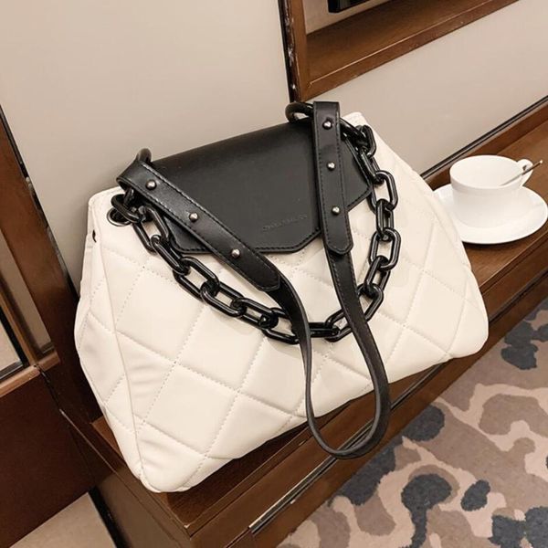 cross body lattice large chain tote bag 2021 fashion quality pu leather women's designer handbag high capacity shoulder messenger
cross body lattice large chain tote bag 2021 fashion quality pu leather women's designer handbag high capacity shoulder messenger
