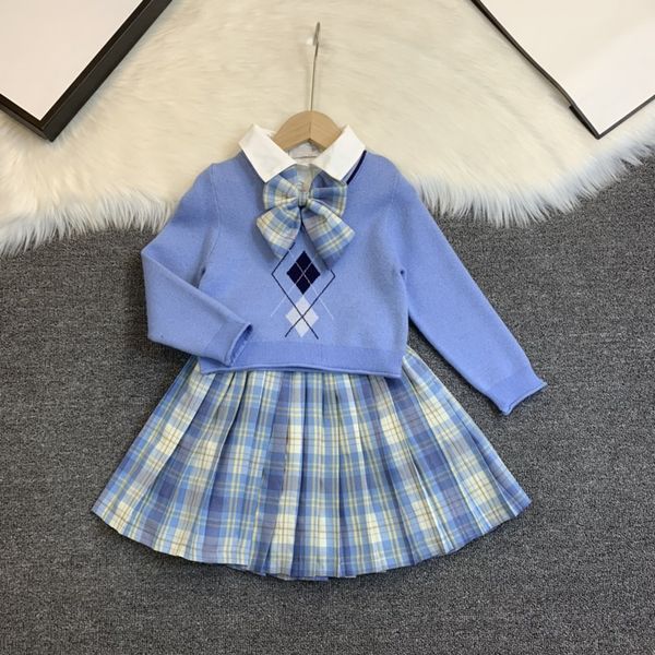 2021 high design luxury girls skirt knit fashion two-piece skirt college style sweet style suit ing, White
2021 high design luxury girls skirt knit fashion two-piece skirt college style sweet style suit ing, White