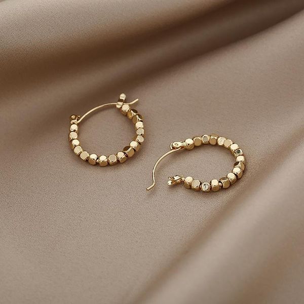 1 pair fashion square beaded circle ring hoop earrings gold plated 20mm dia for women girl wedding party jewelry, Golden;silver
1 pair fashion square beaded circle ring hoop earrings gold plated 20mm dia for women girl wedding party jewelry, Golden;silver