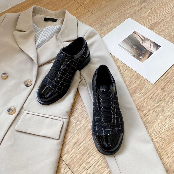 2020 latest style hand-made ladies denim and sheep leather lace-up shoes comfortable and fashionable trend with box size 35-40, Black
2020 latest style hand-made ladies denim and sheep leather lace-up shoes comfortable and fashionable trend with box size 35-40, Black