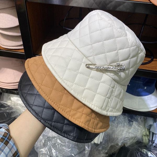 202011-shi9356meili autumn winter faux leather pu rhinestone pin leisure lady bucket cap women fishermen hat, Blue;gray
202011-shi9356meili autumn winter faux leather pu rhinestone pin leisure lady bucket cap women fishermen hat, Blue;gray