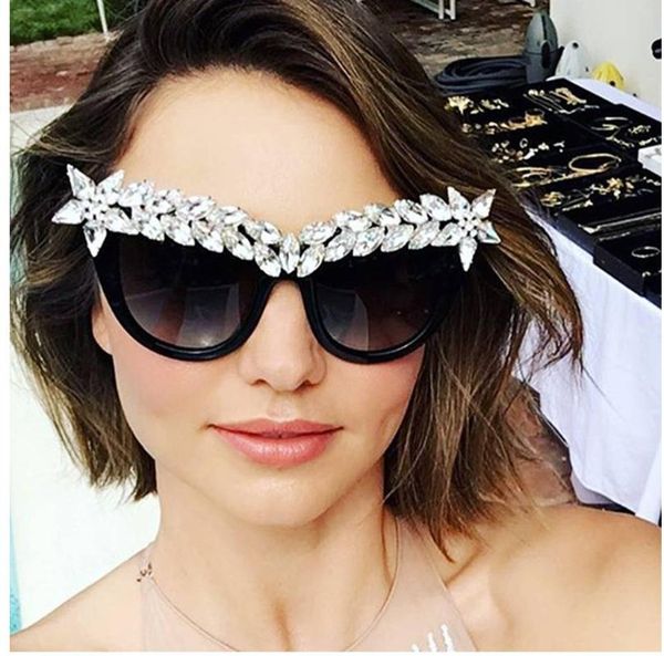 sunglasses fashion crystal luxury star models for women personalized cat eye big framework sun glasses accessories gafas de sol, White;black
sunglasses fashion crystal luxury star models for women personalized cat eye big framework sun glasses accessories gafas de sol, White;black