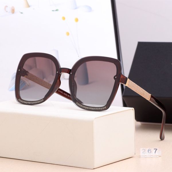 2021 new luxury women polarized sun glasses for driving vintage female ladies shades sunglasses with case n8b1, White;black
2021 new luxury women polarized sun glasses for driving vintage female ladies shades sunglasses with case n8b1, White;black
