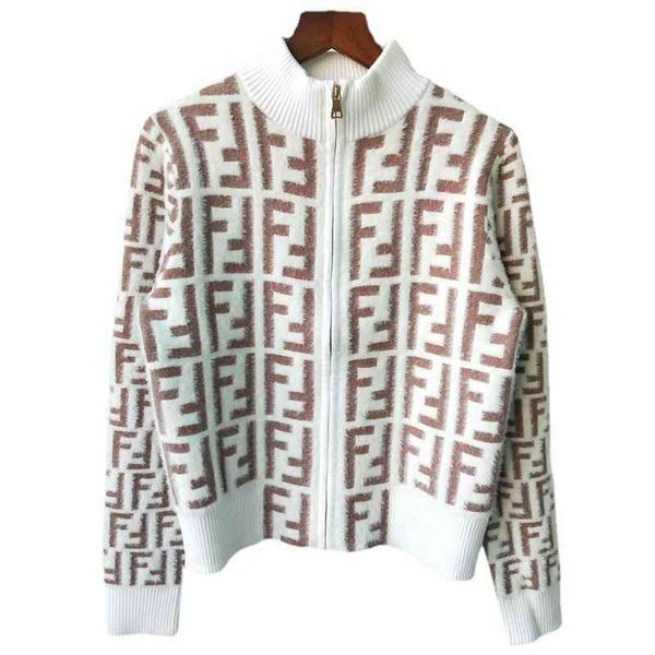 2022 factory wholesale new autumn women's mink letter jacquard zipper knitted cardigan, White;black
2022 factory wholesale new autumn women's mink letter jacquard zipper knitted cardigan, White;black