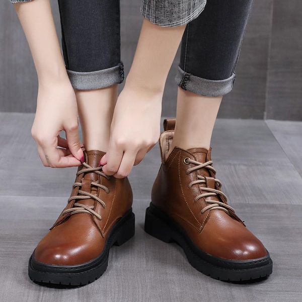 peipah 2020 women platform ankle boots female genuine leather shoes for woman lace up rubber boots ladies autumn retro bottoms, Black
peipah 2020 women platform ankle boots female genuine leather shoes for woman lace up rubber boots ladies autumn retro bottoms, Black