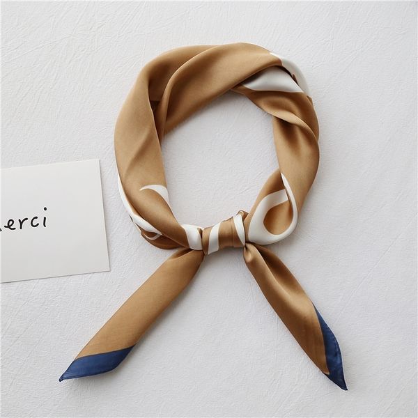 new design letters printed bandana square scarf for ladies fashionable hair handkerchief women's bag sjaal kerchief for women t200429, Blue;gray
new design letters printed bandana square scarf for ladies fashionable hair handkerchief women's bag sjaal kerchief for women t200429, Blue;gray
