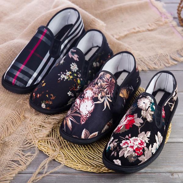 2020men loafers casual shoes men spring summer canvas men shoes light breathable fashion flat footwear, Black
2020men loafers casual shoes men spring summer canvas men shoes light breathable fashion flat footwear, Black
