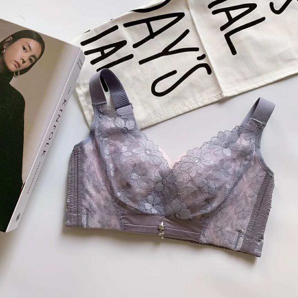beauty salon adjustable underwear graphene no steel ring bra close up, thin upper and thick lower bra, small breast girl, Red;black
beauty salon adjustable underwear graphene no steel ring bra close up, thin upper and thick lower bra, small breast girl, Red;black
