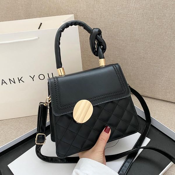 wanghong autumn and winter bag women 2020 new fashion all-around one shoulder bag feeling fashionable portable cross body small
wanghong autumn and winter bag women 2020 new fashion all-around one shoulder bag feeling fashionable portable cross body small