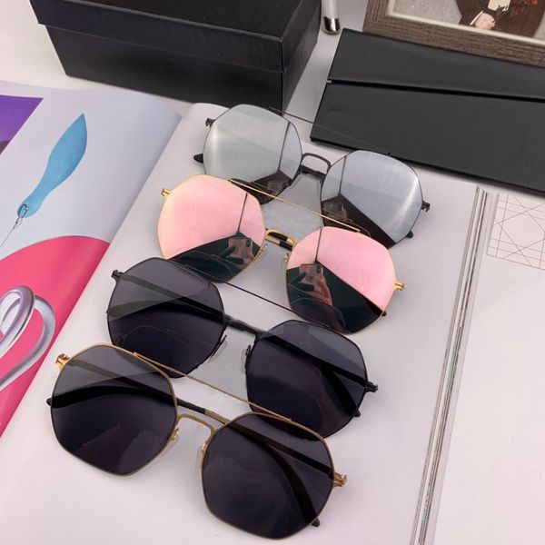 brand mens woman myopic glasses adumbral luxury sunglasses for man womens plain anti- blue light glass with box, White;black
brand mens woman myopic glasses adumbral luxury sunglasses for man womens plain anti- blue light glass with box, White;black
