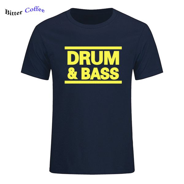 спорт new музыка drum n bass dnb dmc letter печать mens t shirt hip hop футболки мужчин хлопка с коротким рукавом майка бесплатная доставка
спорт new музыка drum n bass dnb dmc letter печать mens t shirt hip hop футболки мужчин хлопка с коротким рукавом майка бесплатная доставка