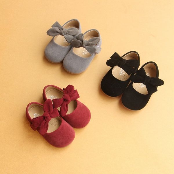 2020 new baby flats cute butterfly-knot princess children girls single shallow leather shoes, Black;red
2020 new baby flats cute butterfly-knot princess children girls single shallow leather shoes, Black;red