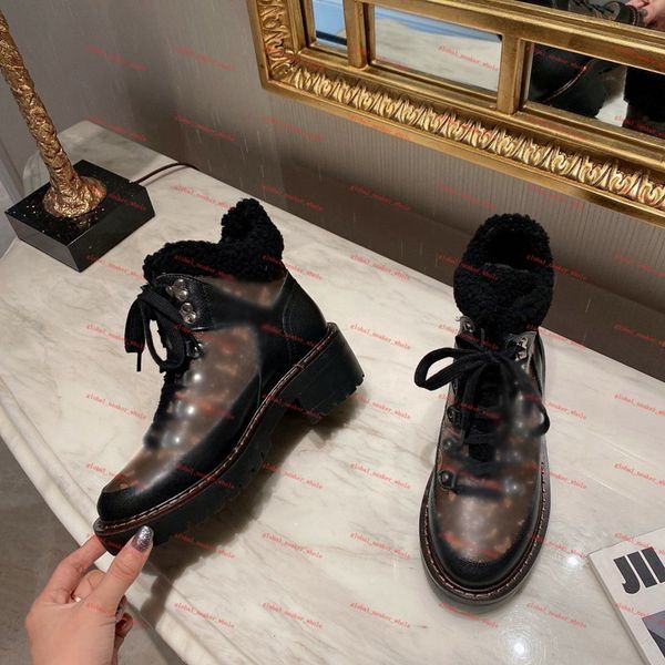 martin boots 100% leather luxury men women casual shoes autumn winter designer fashion warm wool snow short boots large size 35-39, Black;red
martin boots 100% leather luxury men women casual shoes autumn winter designer fashion warm wool snow short boots large size 35-39, Black;red