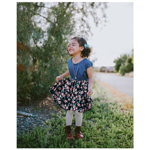 girl's dresses 2021 summer sleeveless girls denim stitching cotton floral dress for children kids shorts clothes vestidos de verano1, Red;yellow
girl's dresses 2021 summer sleeveless girls denim stitching cotton floral dress for children kids shorts clothes vestidos de verano1, Red;yellow